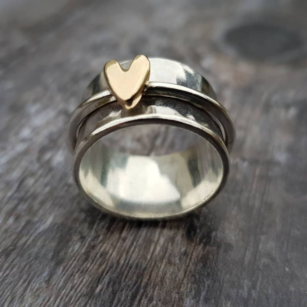 Noeline | Silver Ring with Golden Heart